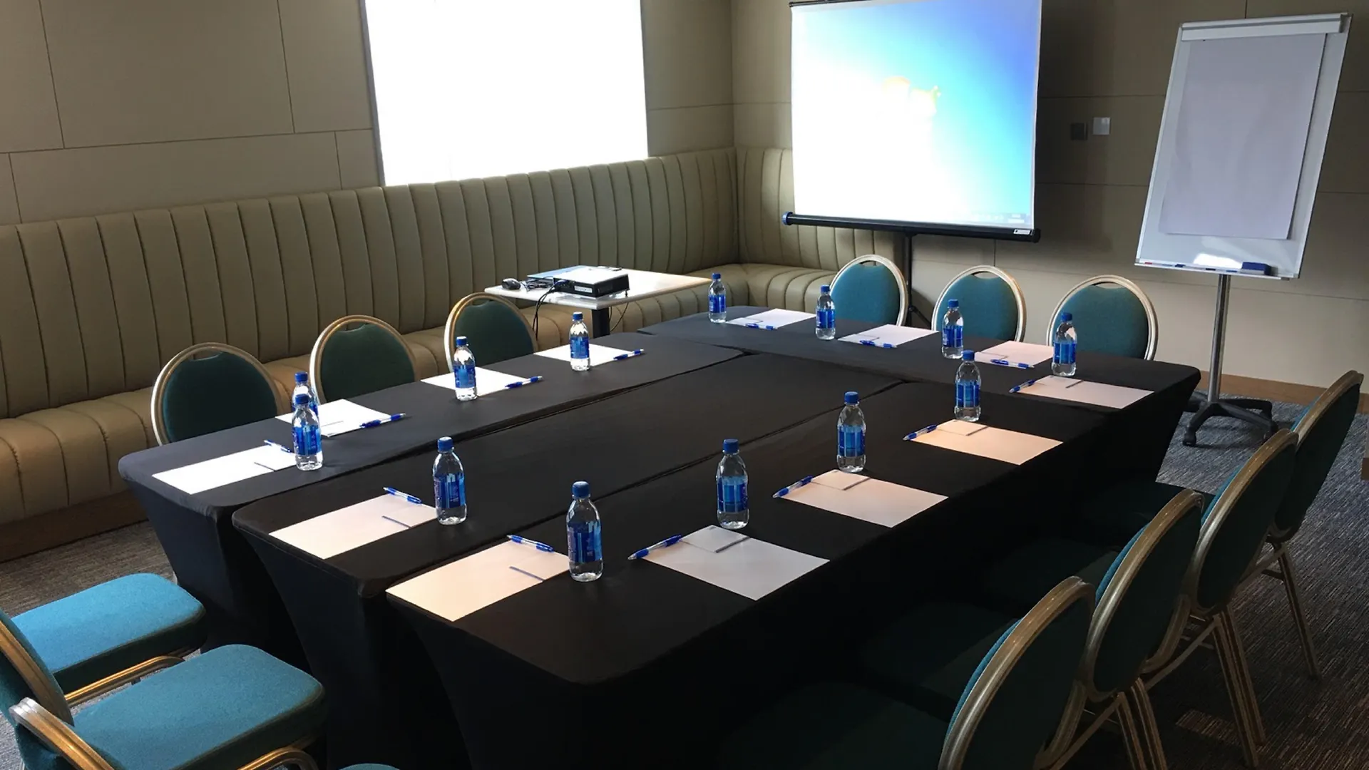 Holiday Inn Express Hong Kong Mongkok By Ihg 3*,  Chiny