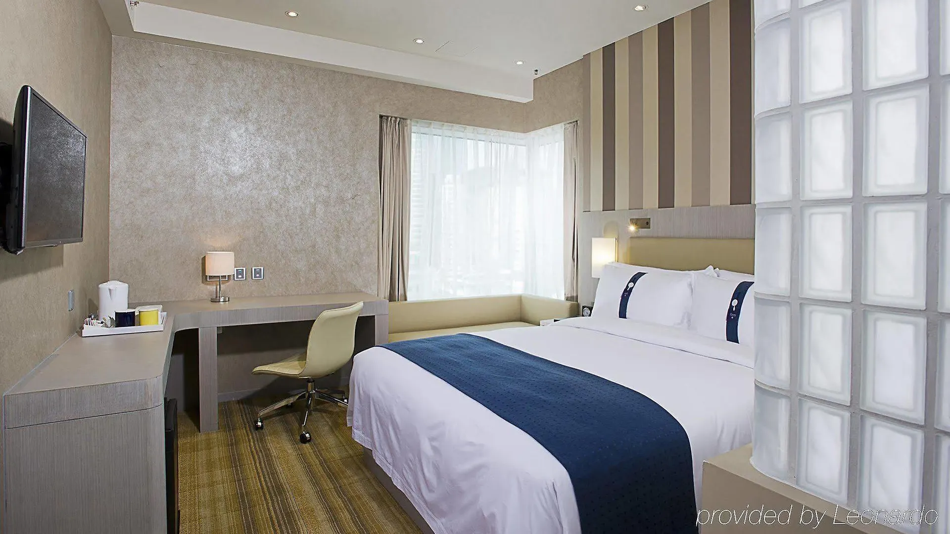 Hotel Holiday Inn Express Hong Kong Mongkok By Ihg