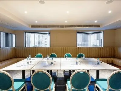 Hotel Holiday Inn Express Hong Kong Mongkok By Ihg