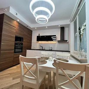Big 6 People, 3 Rooms, Airport/mokotow Warszawa
