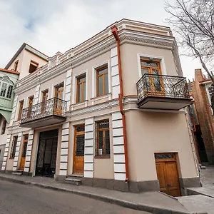 Апартаменты 8 On Meidan 