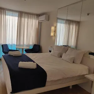 Апартаменты Sea View Orbi City1006. 