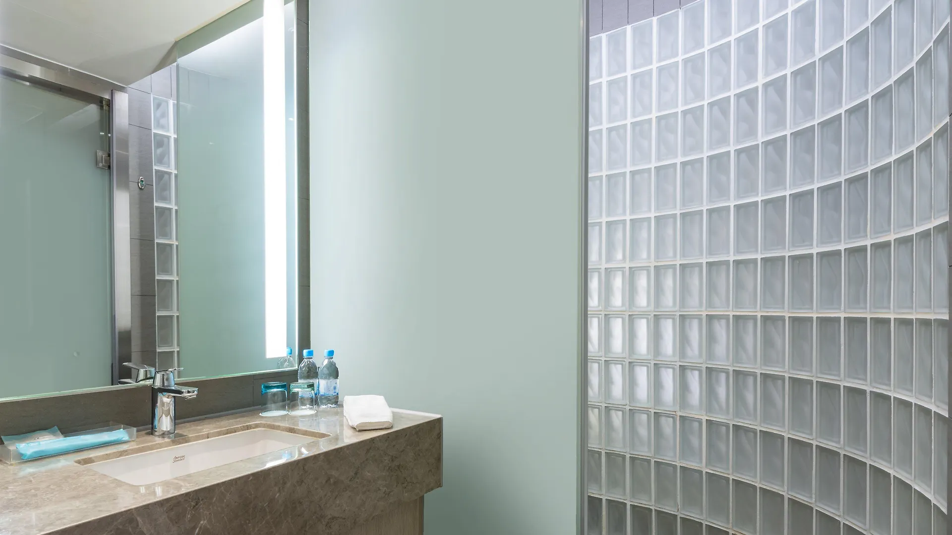 Holiday Inn Express Hong Kong Mongkok By Ihg